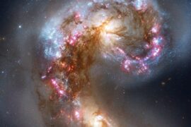 3820 Galaktikų Susidūrimai Hubble Teleskopo V