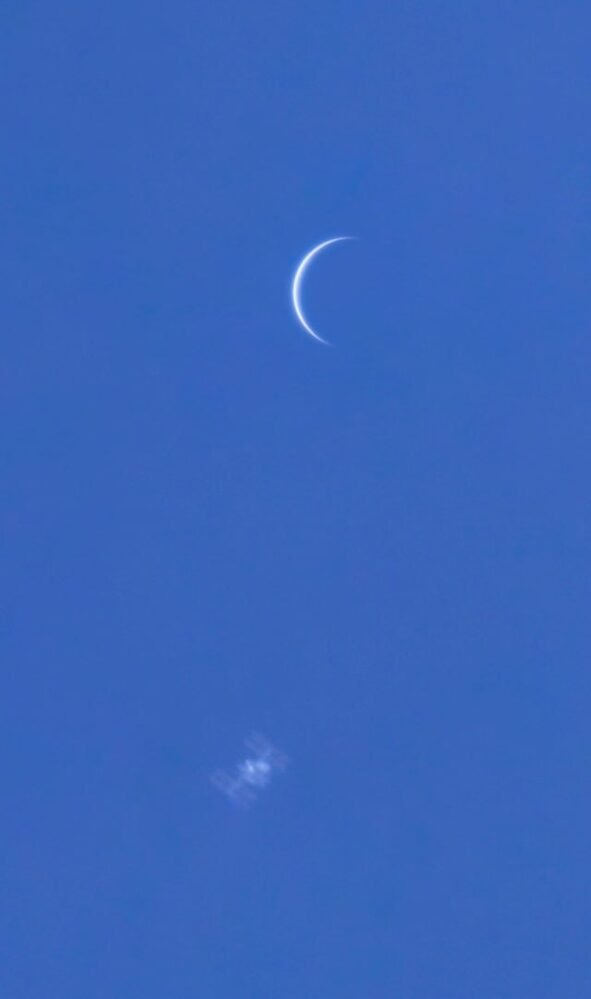 3863 Venus And The Iss Captured In Stunning P