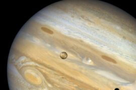 3865 Io šešėlis Jupiterio Paviršiuje