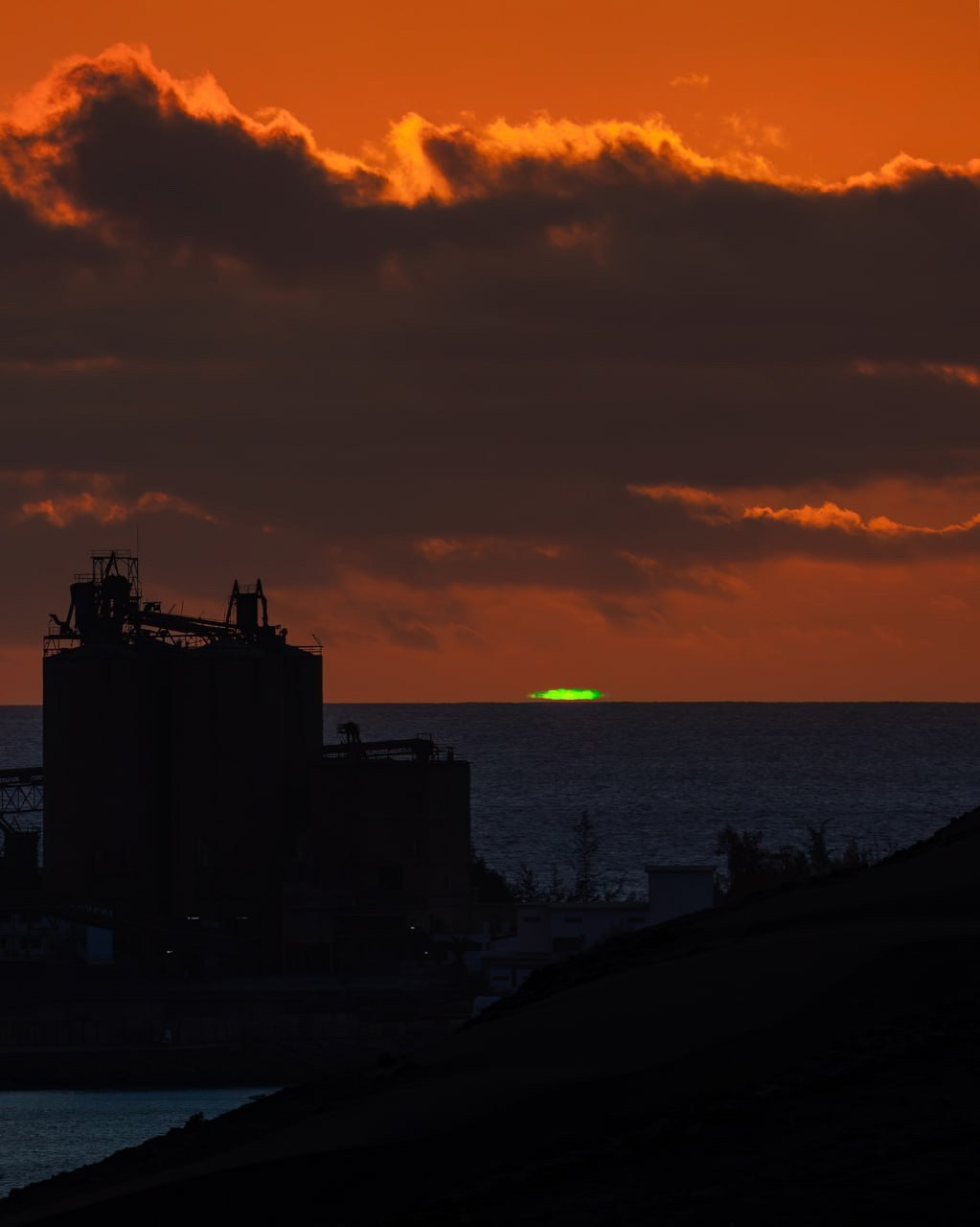 3866 Žaliasis Spindulys Saulėlydžio Metu Ret