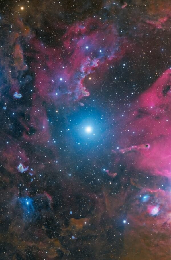 3877 Mėlynasis Supergigantas Alnilamas Ir Jį