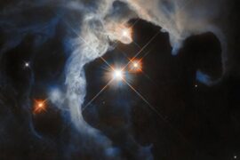 3930 Hp Tau Sistema Jaunos žvaigždės Hubble