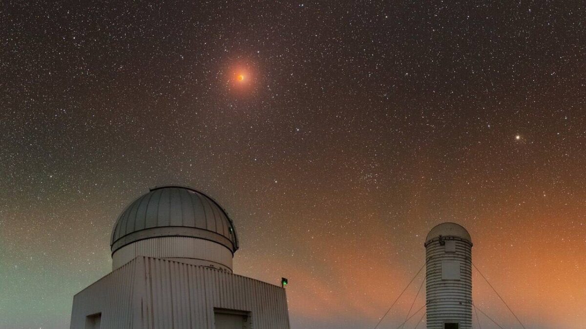 3999 Visas Mėnulio Užtemimas Virš Cerro Tololo Observatorijos