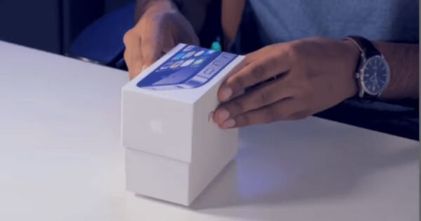 Rusijoje Pradės Išpakuoti Iphone Dėl Max Programėlės įdiegimo