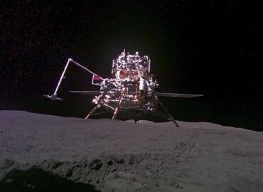 3391 Tolimoji Mėnulio Pusė Beveik Be Vandens