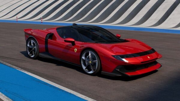 698 Naujas Ferrari 849 Testarossa Hibridinis Superautomobilis