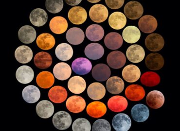 3413 Mėnulio Spalvų įvairovė Nuo Raudonos Iki Retų Mėlynų Atspal