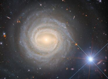 4309 Ngc 3783 Ir Hd 101274 Stebuklai Hubble Teleskopo Akiratyje