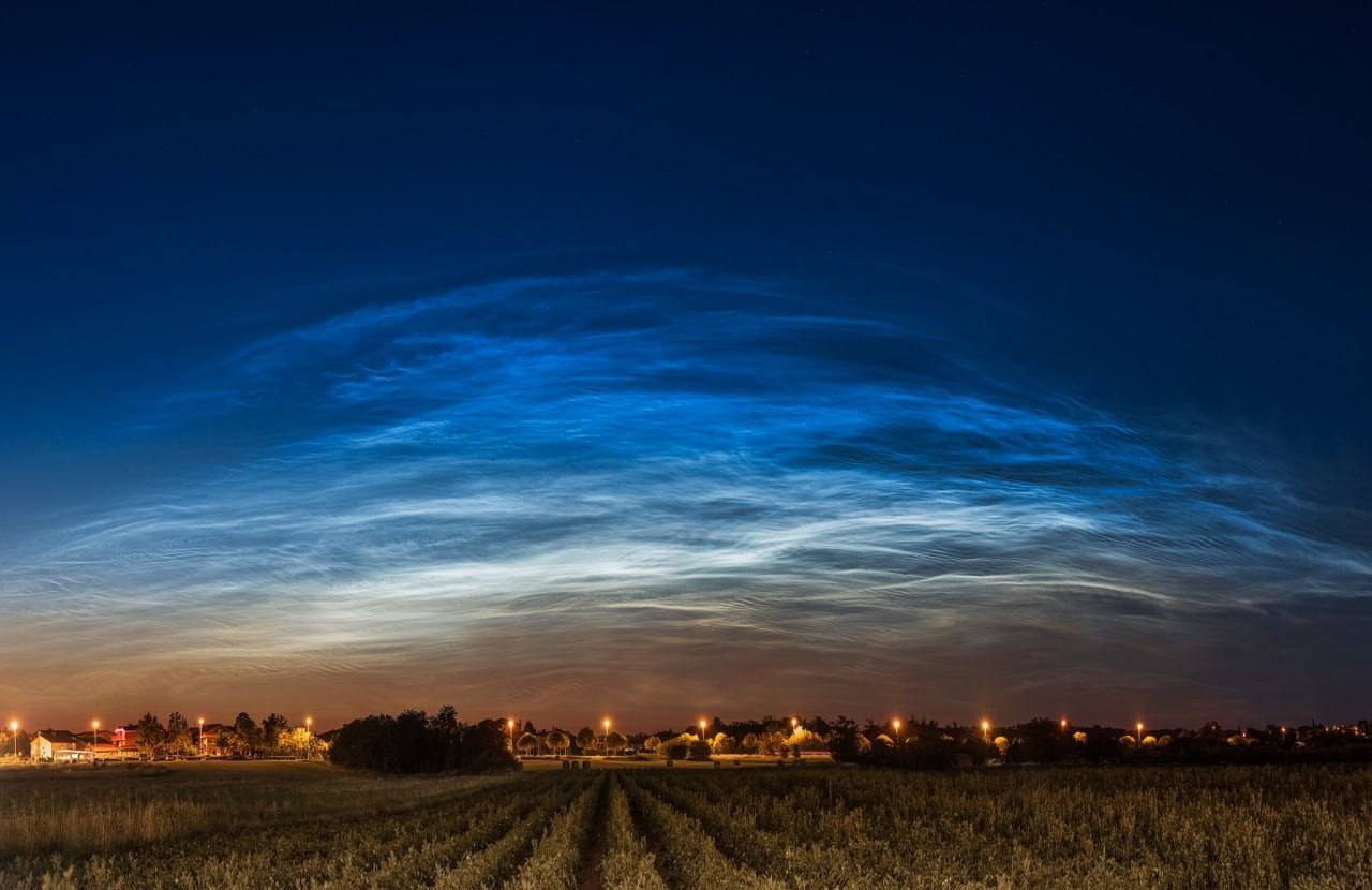 4313 Sidabriniai Debesys Ir Jų Stebėjimas Žemėje Ir Marse