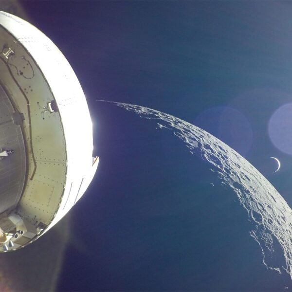 10089 Nepaprastas Kosminio Laivo Orion Vaizdas Iš Misijos Artemis