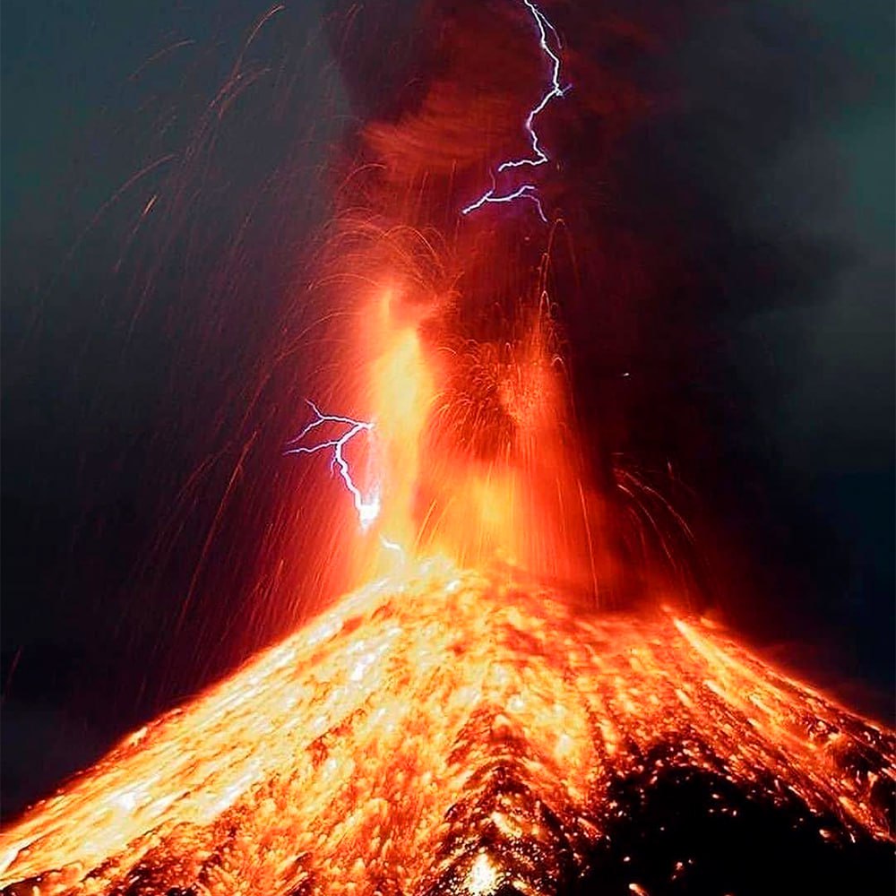 10118 Vulkaninė žaibo Ir Purvo Audra įspūdinga Gamtos Jėga