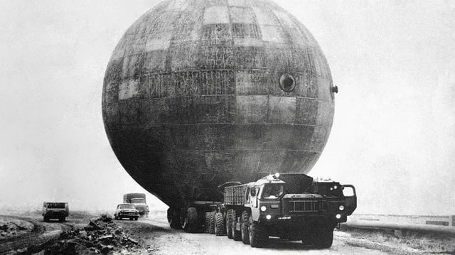 10184 Kaip Skystasis Vandenilis Buvo Transportuojamas į Baikonuro