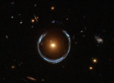 10638 Nauji Kvozarų Atradimai Praplečia žinias Apie Gravitacines L