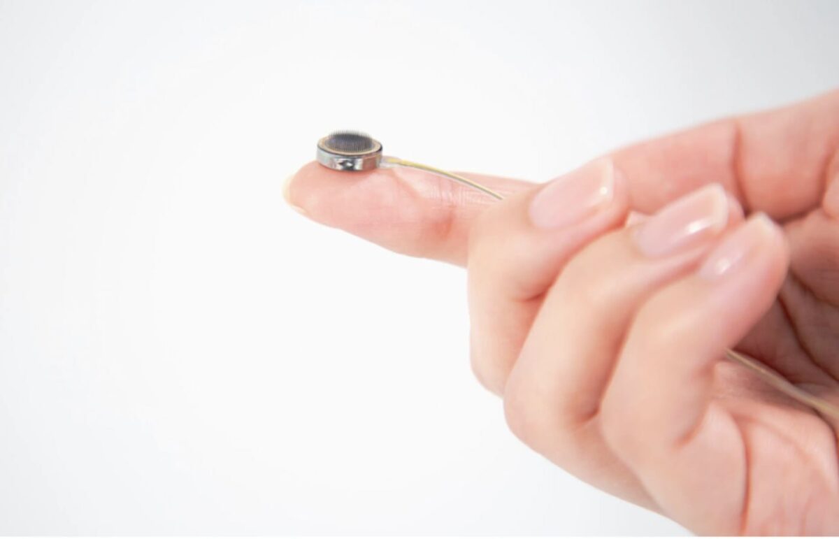 1475 Naujas Implantas Sugrąžins Balsą Paralyžiuotiems Asmenims