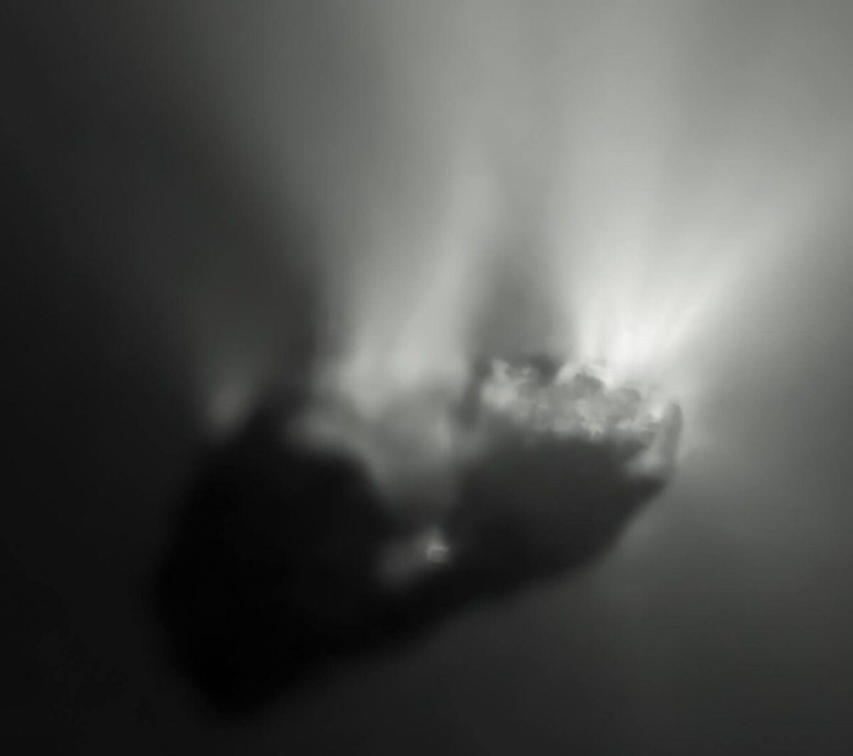 Kometa Halėja: pirmasis kosminio zondo susitikimas