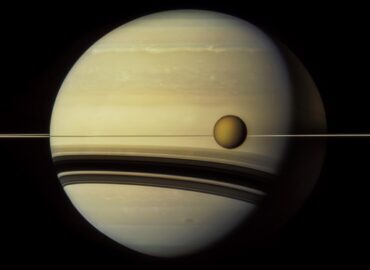 1645 Saturnas Ir Jo Didžiausias Palydovas Titanas Cassini Zondo O