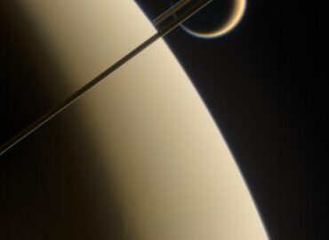 1646 Saturnas Ir Jo Didžiausias Palydovas Titanas Cassini Zondo O