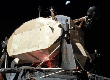 1663 Apollon17 Misija Ir Žemės Vaizdas Iš Kosmoso 1972 Metais