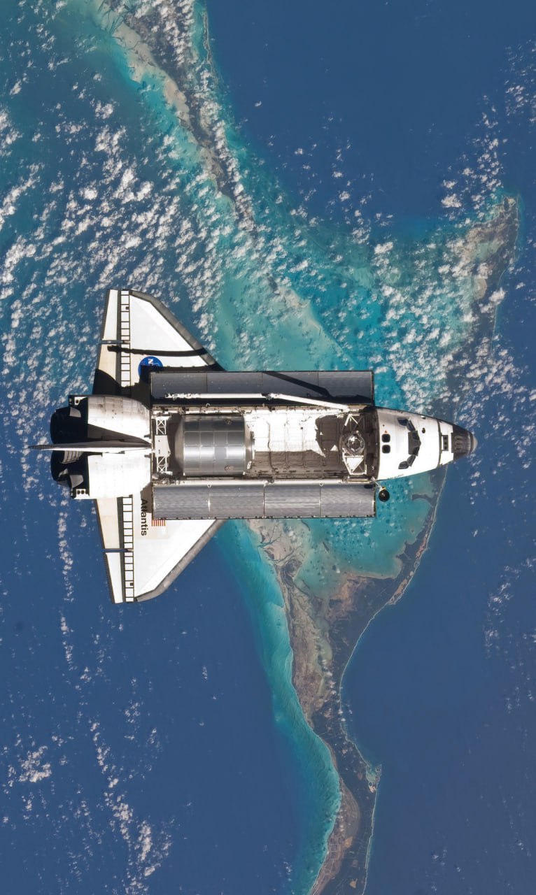 1686 Atlantis Skrydis Virš Bahamų Salų