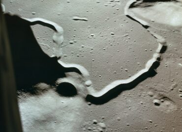 2159 Unikalios Hadlio Kanjono Nuotraukos Iš Žemės Orbitos Ir Mėn