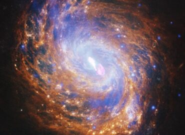 2185 Galaktikos Vėjai Spiralinėje Galaktikoje Ngc 1068