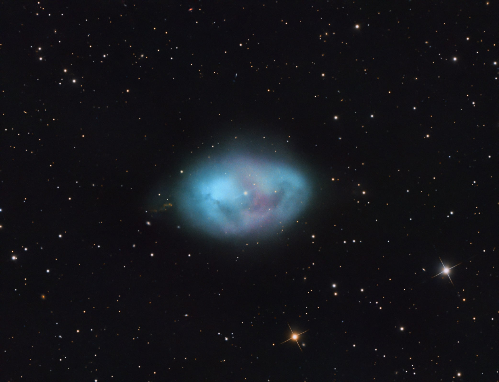 2988 Planetarinė ūkas Ngc 1360 Du Baltieji Nykštukai Ir Jų Unika