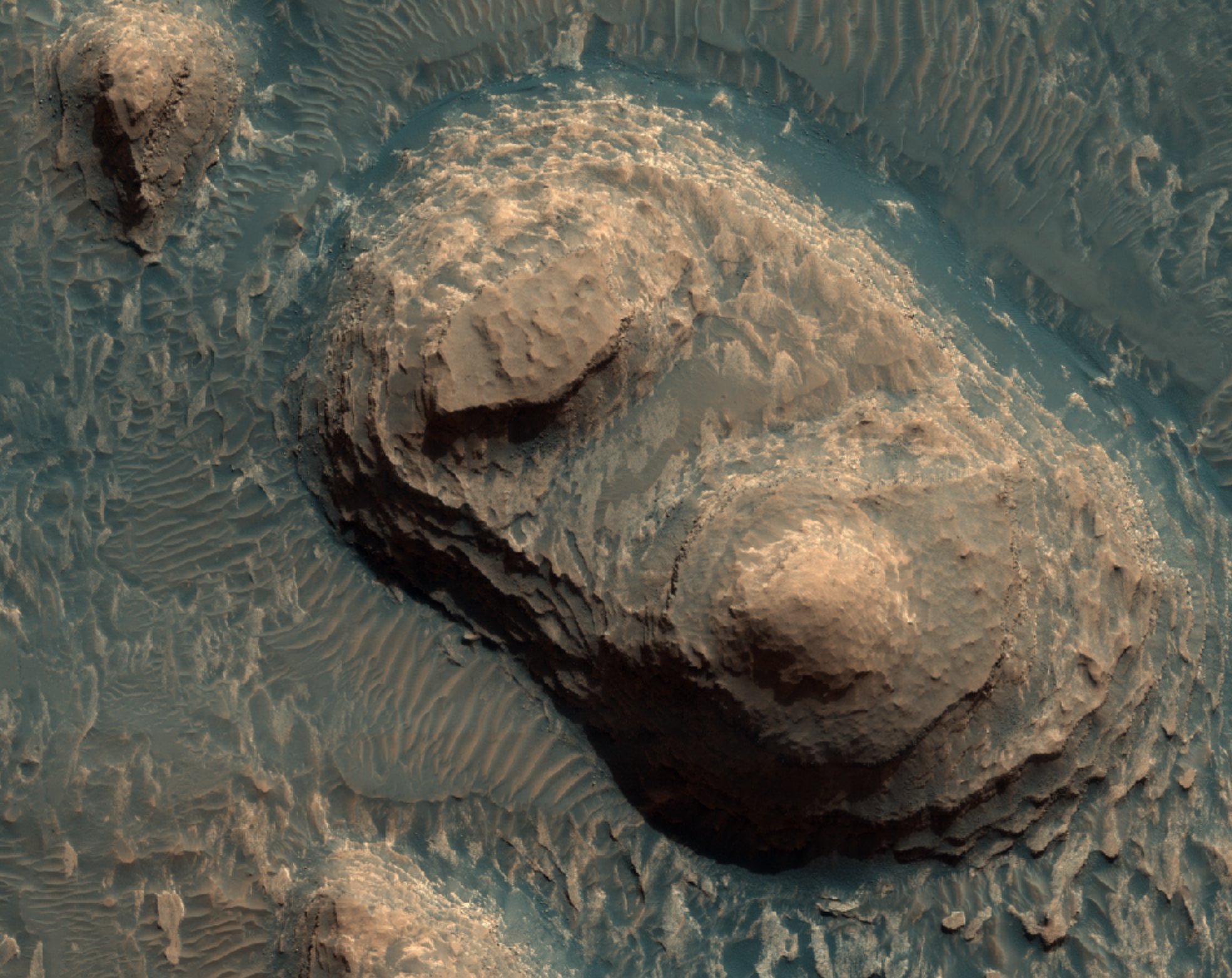 3017 Mars Reconnaissance Orbiter Atskleidžia Krommelino Kraterio