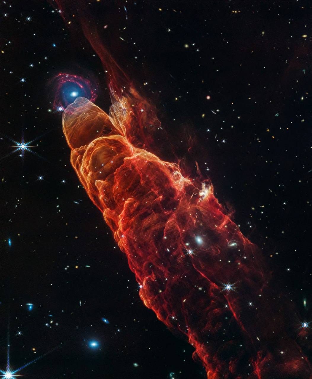 3494 Kosminio Tornadas James Webb Teleskopas Užfiksavo Unikalų R