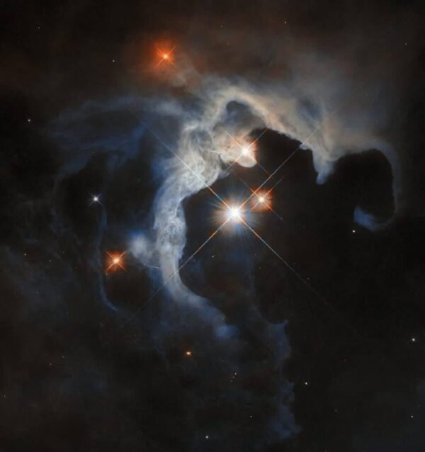 3528 Hubble Observatory Reveals Star Formation In Taurus Molecula