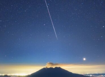 4419 Meteorito Fenomenas Virš Sakuradžimos Ugnikalnio Japonijoje