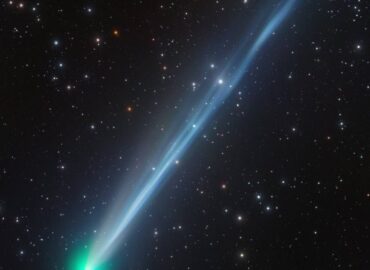 4462 Kometa Lemmon Spindesys Danguje Stebėtinas Reginys