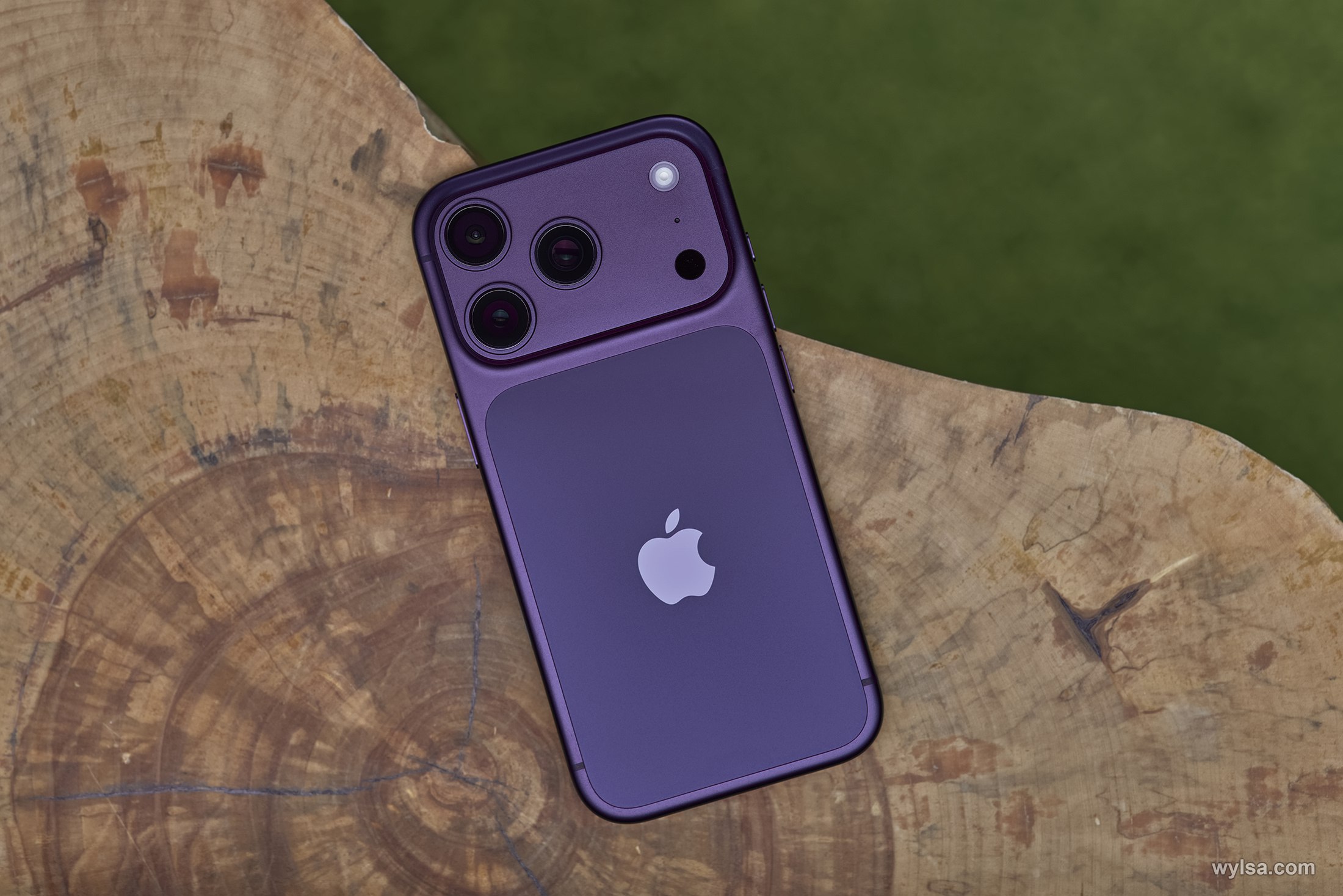 6012 Naujasis Iphone 18 Pro Pasižymės Vientisu Dizainu Ir Naujomi