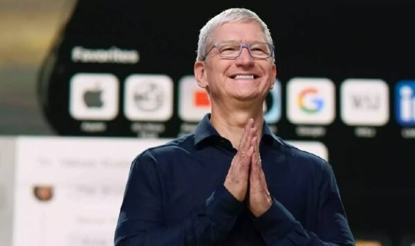 6050 Apple Ruošiasi Timo Cooko Išėjimui Tikėtinas įpėdinis Joh