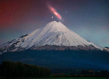 10216 Andromedos Grožis Virš Taranaki Kalno Naujojoje Zelandijoje