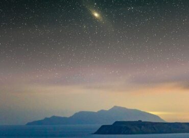 10270 Andromedos Galaktika Virš Naujosios Zelandijos