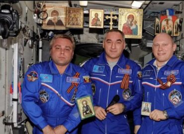 10683 Rusų Kosmonautas Pašalintas Iš Spacex Misijos