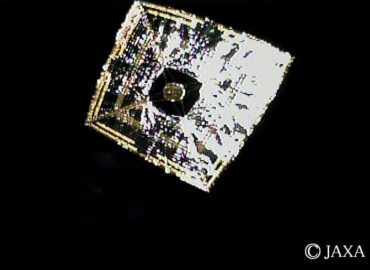 1270 Naujas Požiūris į Saulės Parusų Valdymą