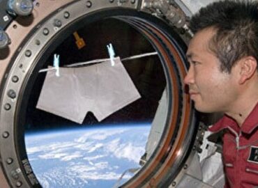 15582 Apatinio Drabužių Naudojimas Astronautų Gyvenime