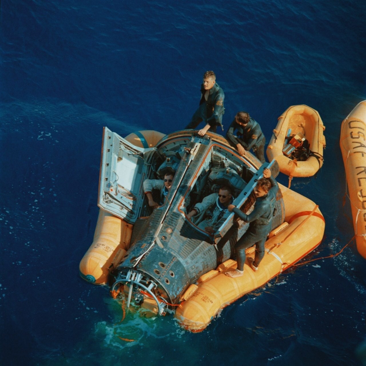 15610 Neilo Armstrongo Ir Deivido Skoto Skrydis Su Bližniai8