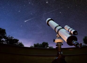 15616 Mokslininkai Stebi Paslaptingą Tarpžvaigždinį Objektą 3iatl