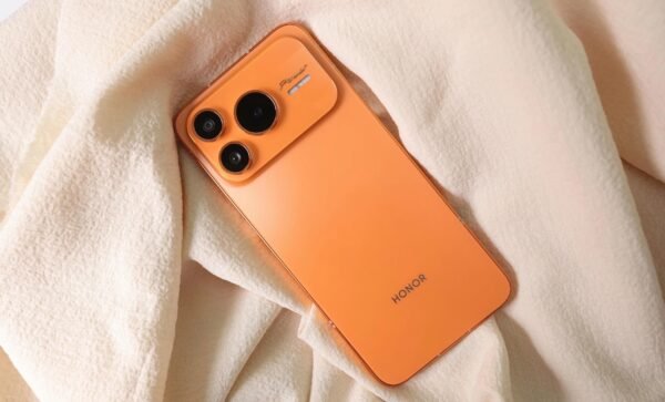 Honor Pristato Naują Išmaniųjų Telefonų Seriją Su Galingu Procesoriumi