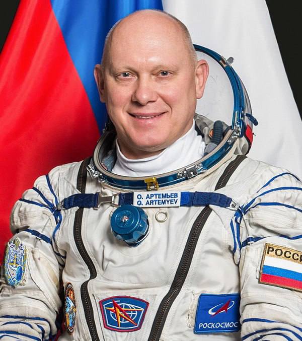 3026 Kosmonauto Olego Artemjevo Pašalinimas Iš Crew 12 Misijos