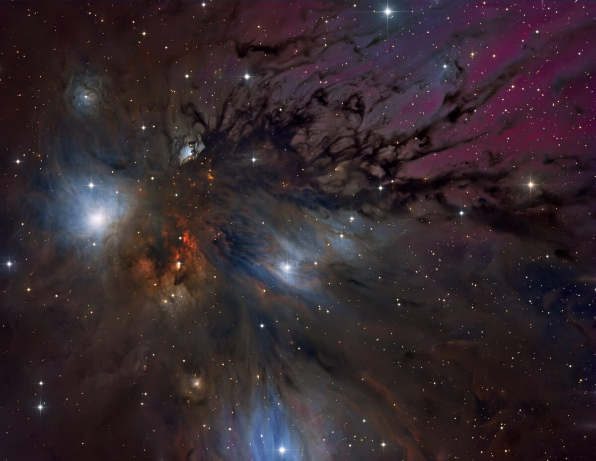 NGC 2170: Įspūdinga žvaigždžių formavimosi zona vienaragyje