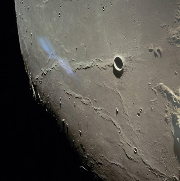 4565 Apollo 15 Misijos įspūdingas Mėnulio Paviršiaus Vaizdas