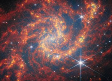 4605 Spiralės Galaktika Ngc 2283 Ir Jos žvaigždžių Gamybos Stebuk