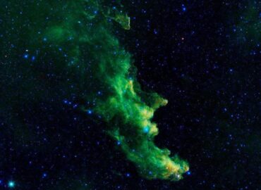 4671 Tamsos žavesys Tūkstančių Veidų Turinti Tamsioji ūka Ic 211