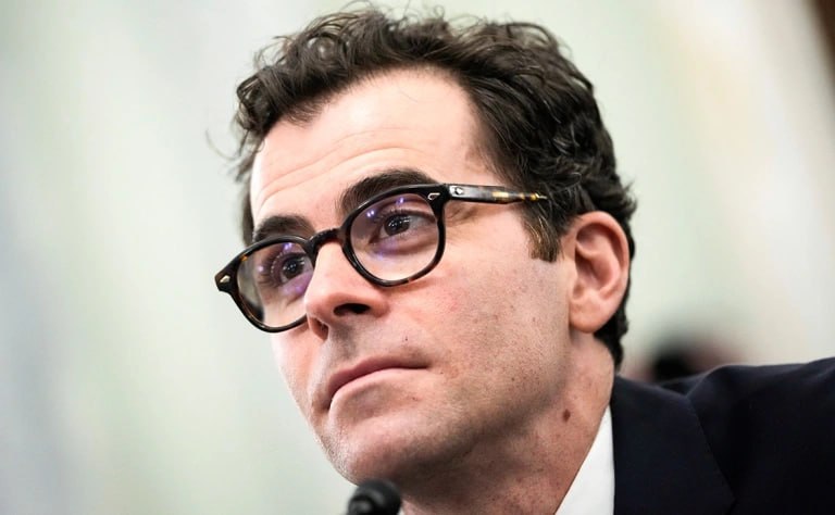 6208 Instagram Darbuotojai Grįžta į Biurus Nuo 2026 Metų Vasario