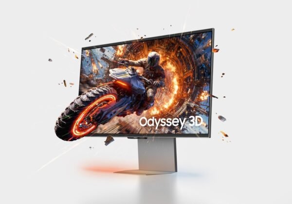 Samsung pristato inovatyvų 6K monitorių su 3D funkcija be akinių