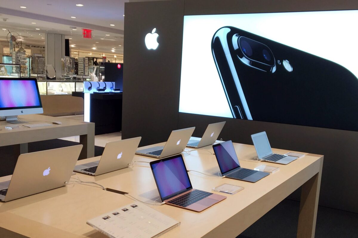 6321 Apple Produktų Kainų Kilimas 2026 Metais