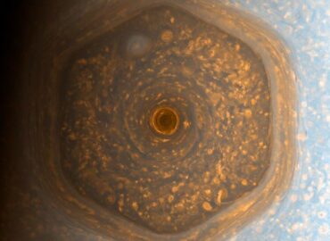 10407 Saturno šešiakampis Unikalus Atmosferos Reiškinys Užfiksuot